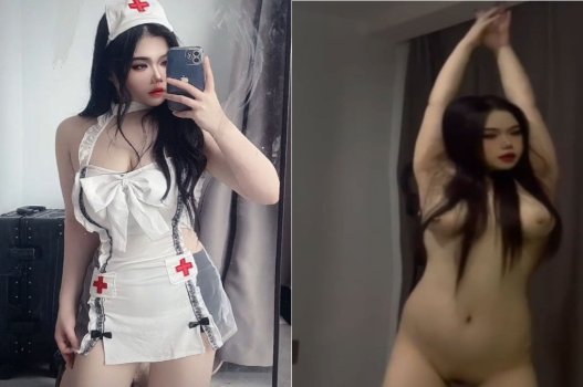 ผิวสีน้ำตาลเต็มไปด้วย BDSM