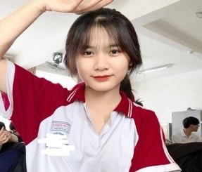 กระจายคลิปร้อนของ Phuong Uyen